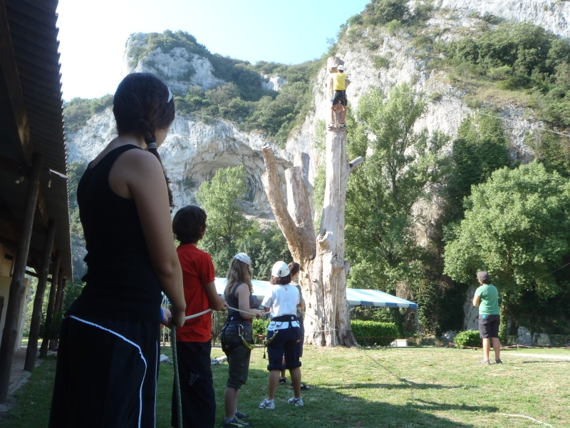 Village Camps International Summer Camp Ard&egrave;che, France 2019-07-26 https://www.villagecamps.com/journals_admin/images/13-11-Slav ascends.jpg